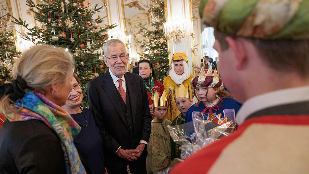 Sternsinger bei Van der Bellen