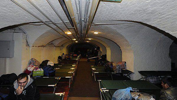 Im Servitenkloster haben die Flüchtlinge nun ihr neues Lager aufgeschlagen