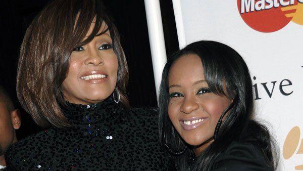 Whitney zu glücklicheren Zeiten mit Tochter Bobbi Kristina