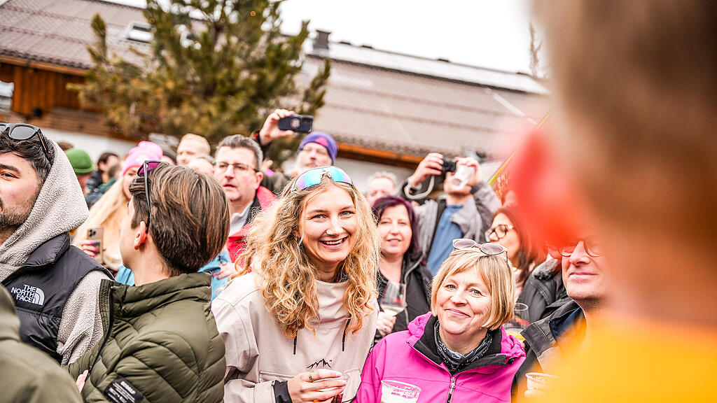 DJ \u00d6tzi Gipfeltour in Alpendorf
