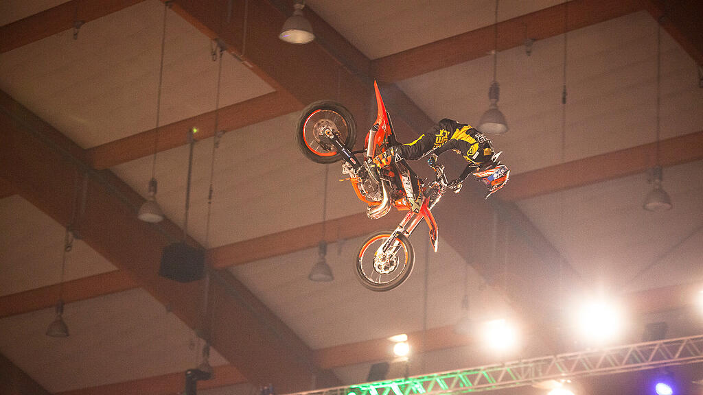 Masters of Dirt