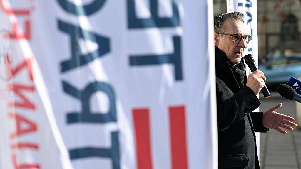 HC Strache will in den Landtag