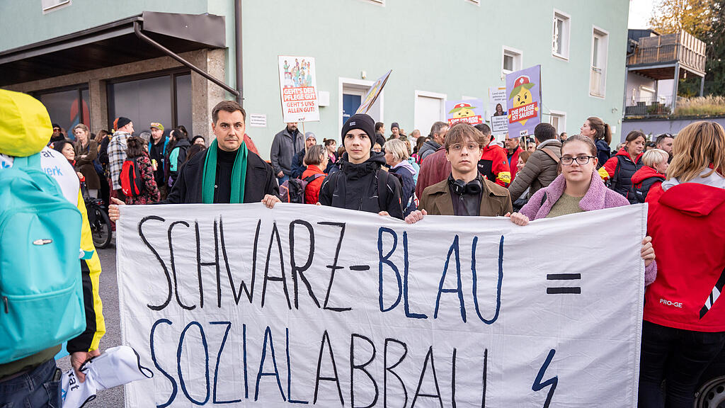 Pflege-Demo in Salzburg