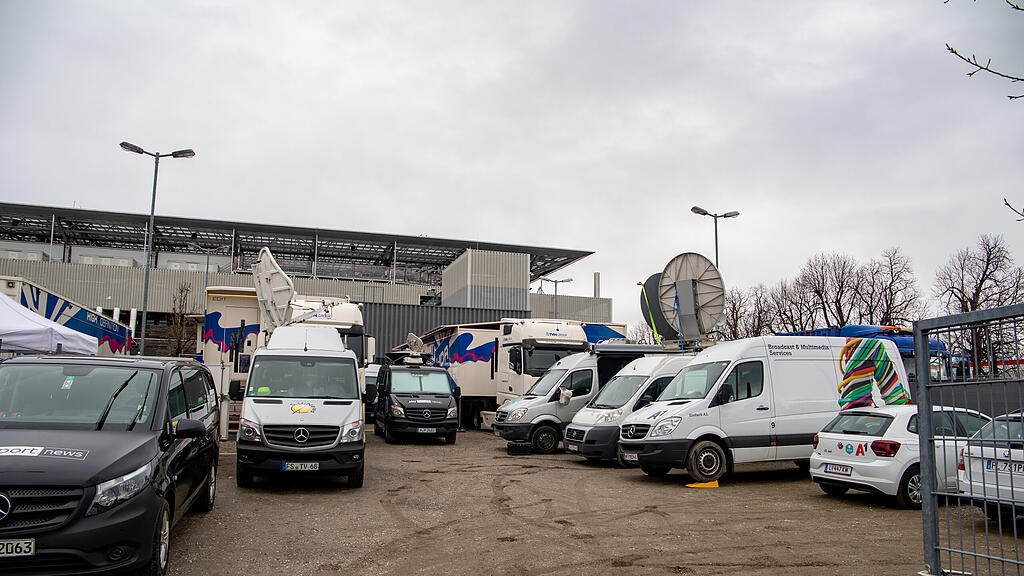 20220216_fmt_kein_parkplatz_bullenarena_mw-2.jpg