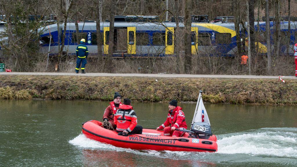 Zugunglück in Bad Aibling: Bilder der Unfallstelle