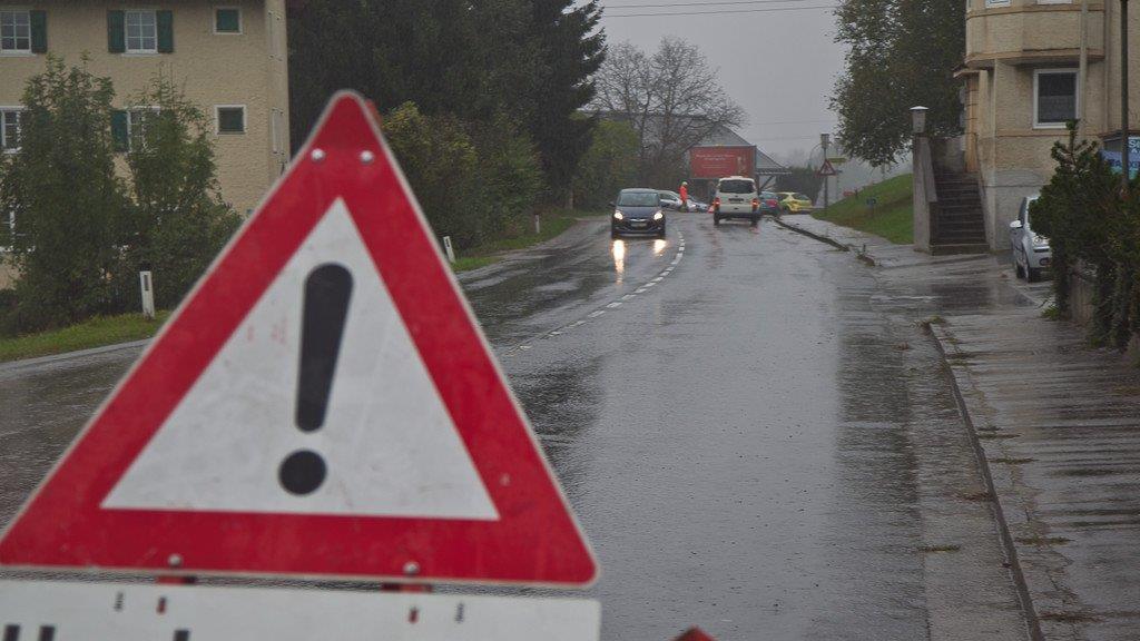 Wintereinbruch - Überflutungen in Bergheim