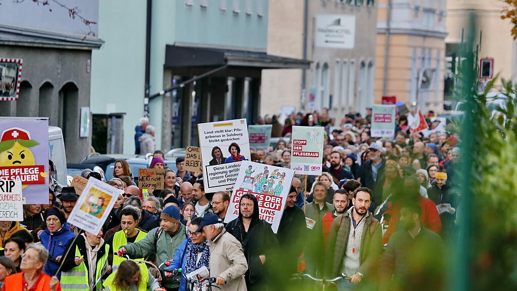 Pflege-Demo in Salzburg II