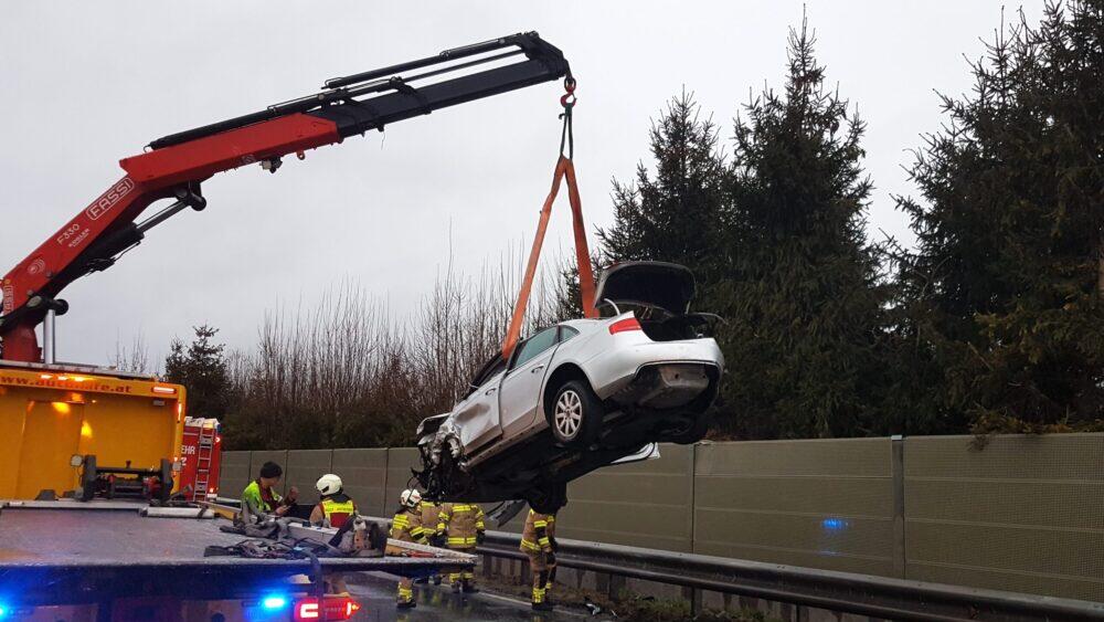 Unfall B156 Anthering