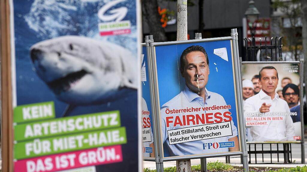 Rund um die Wahl gibt es viele Begrifflichkeit. Wahlplakate gehören auch dazu.