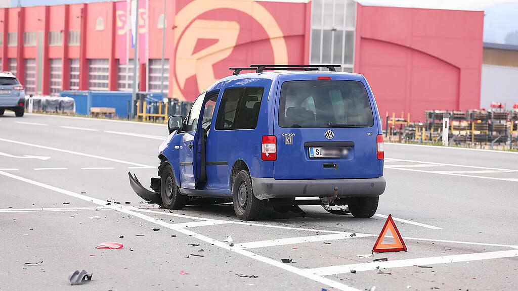 Unfall Straßwalchen B147