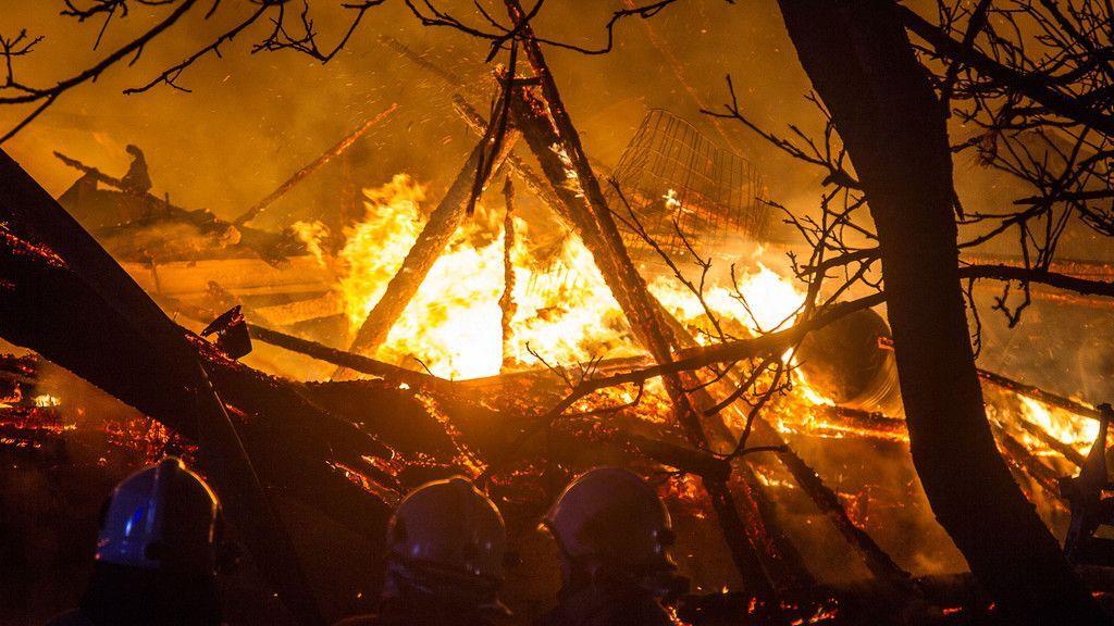 Großbrand bei Bauernhof in Seekirchen