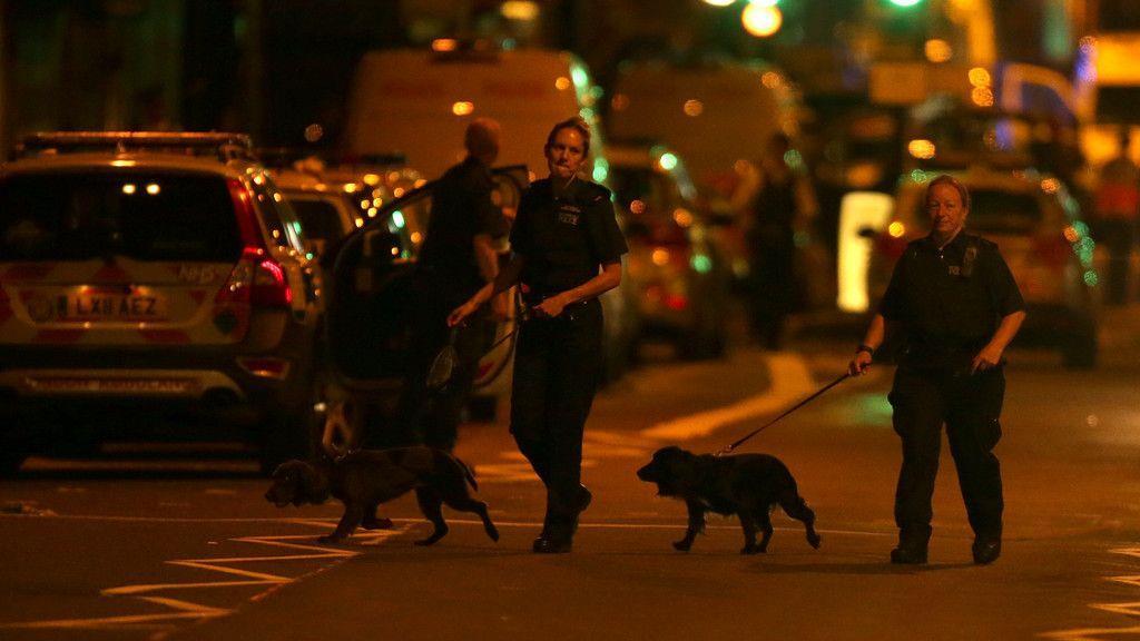 Terror in London: Fahrzeug rast in Menschenmenge