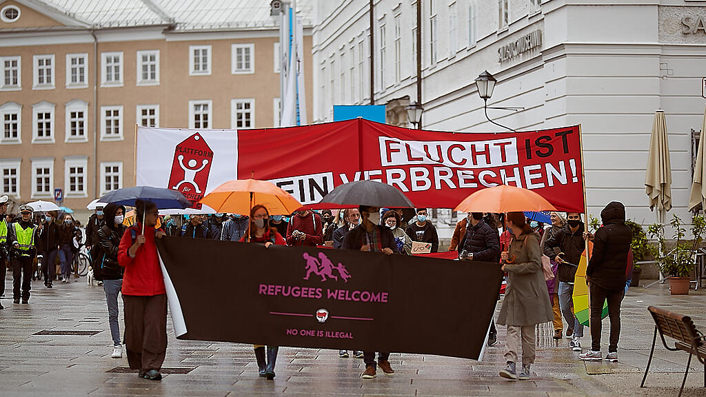 Umbrella March