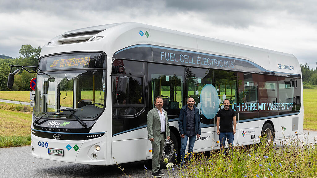 Pressebild H2 Bus 1.jpg