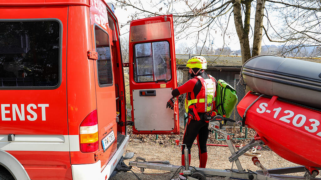 eisschwimmer gerettet salzachsee