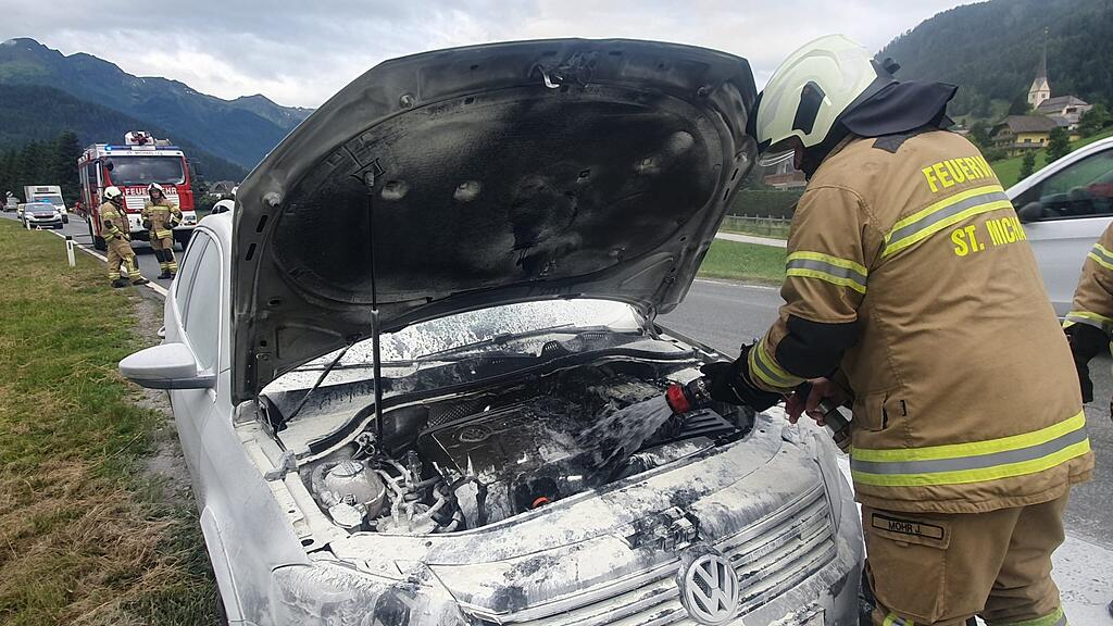 fahrzeugbrand b99