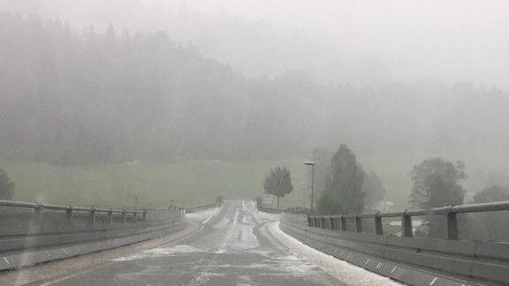Hagel auf der B311