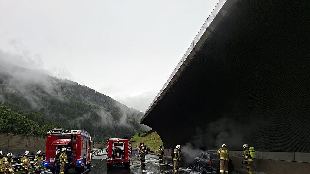 Pkw-Brand A10 Zederhaus