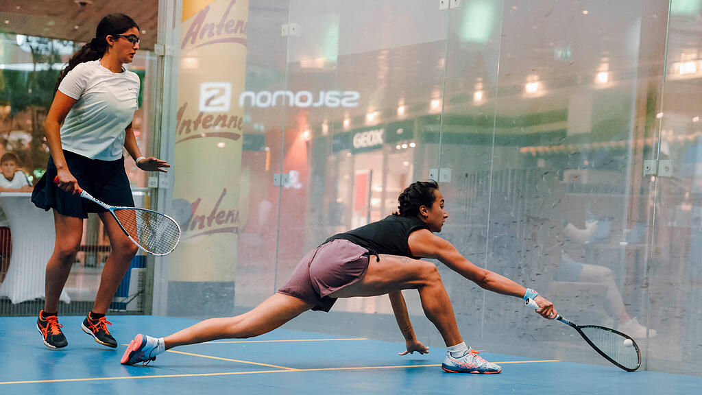 Jacqueline Peychär, Squash