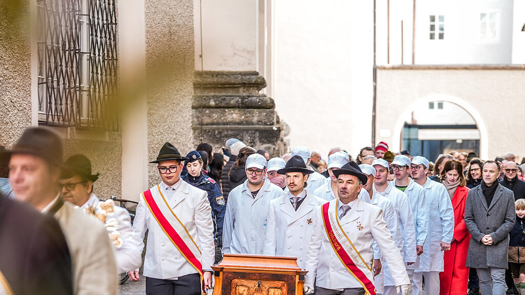 Der traditionelle Metzgersprung in Salzburg