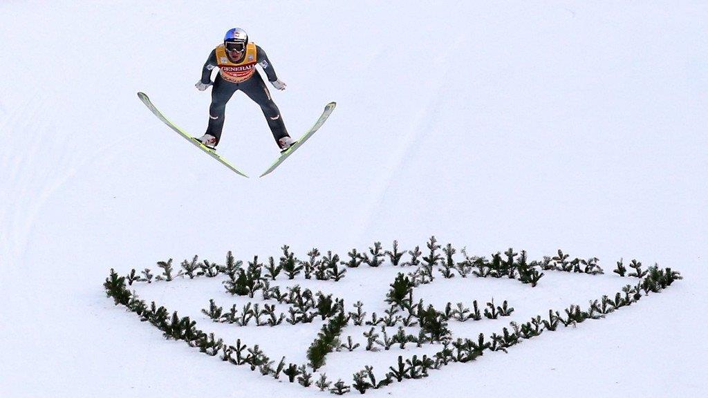 Vierschanzentournee: Jacobsen siegte auch in Garmisch vor Schlierenzauer
