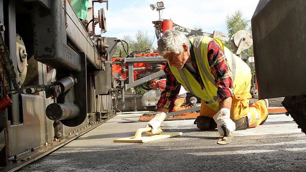 A1: Asphaltierungsarbeiten gestartet
