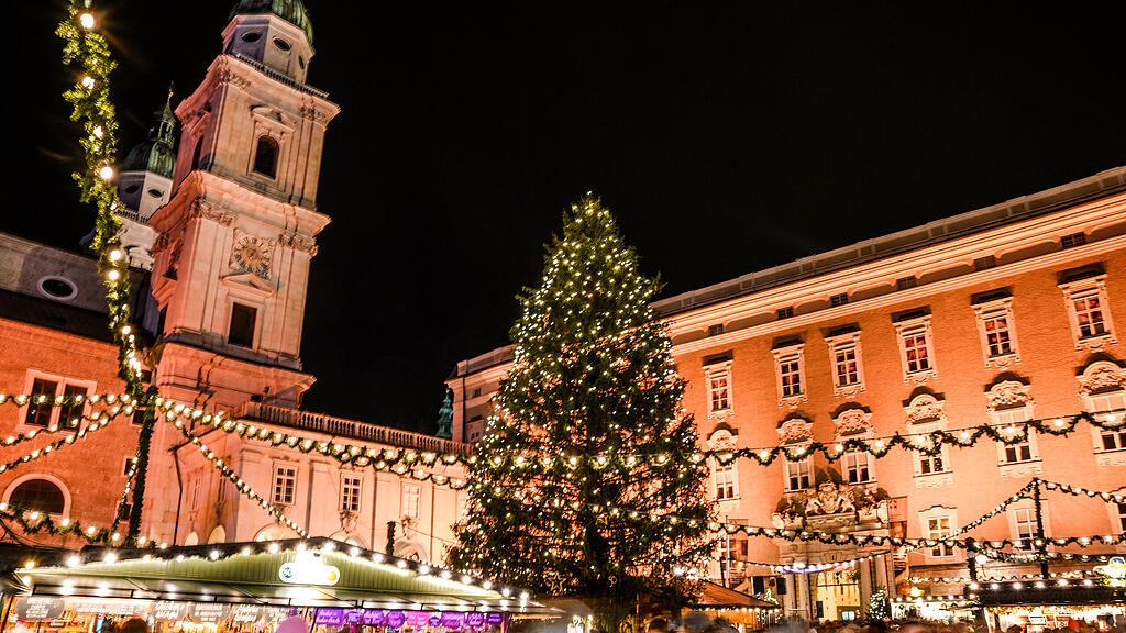 Impressionen der Christkindlmarkt Er\u00f6ffnung