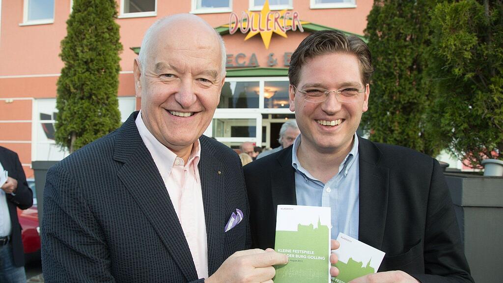 Herrmann Döllerer und Intendant Philipp Preimesberger (re.) präsentierten das Program für den Festspielsommer 2013.