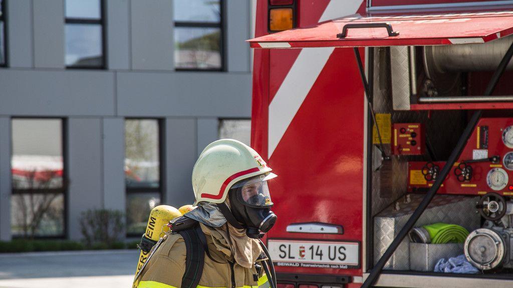 Kellerbrand bei Palfinger in Bergheim
