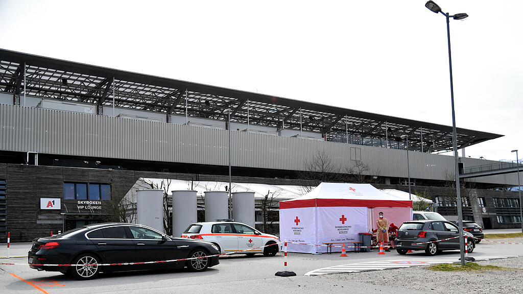 "Drive-in"-Teststation in Wals