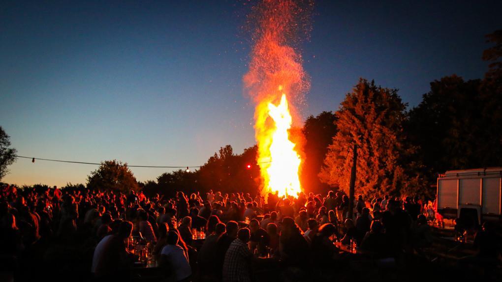 Sonnwendfeuer Bergheim II
