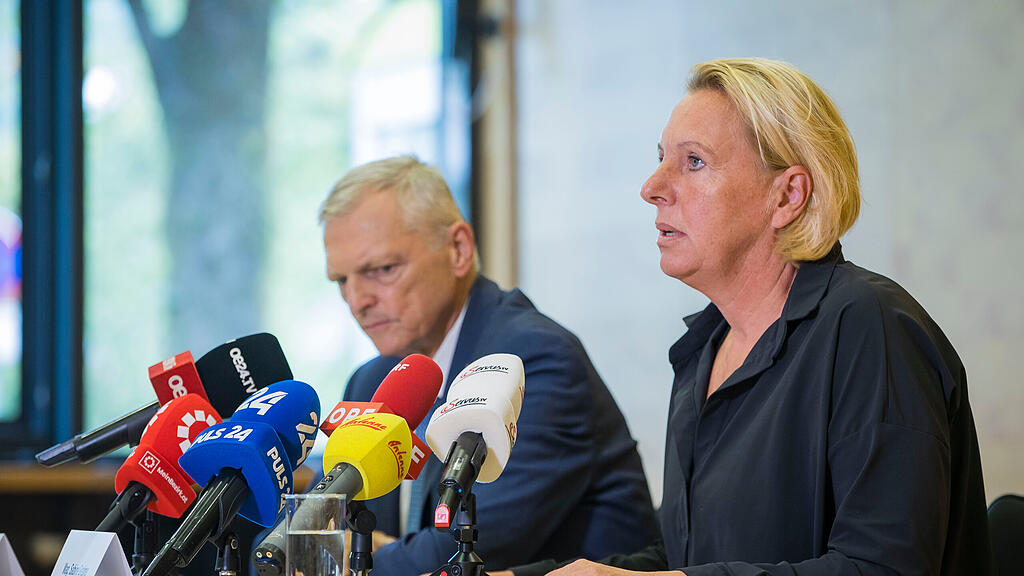 Nashorn t\u00f6tet Pflegerin im Zoo: Pressekonferenz