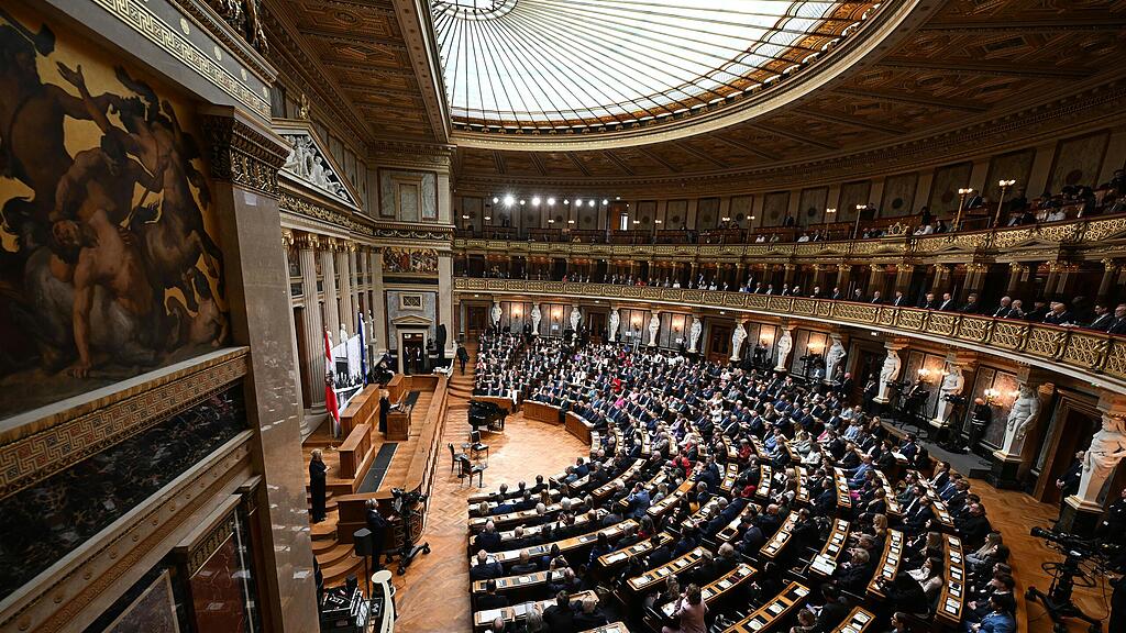 70. JAHRESTAG: UNTERZEICHNUNG DES STAATSVERTRAGS / FESTAKT PARLAMENT: BURES