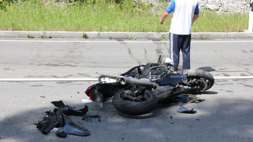 B305: Bilder der Unfallstelle