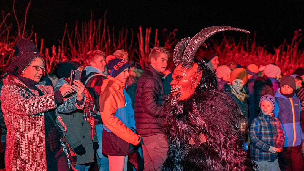 Krampuskränzchen der Lebochstoateifin II