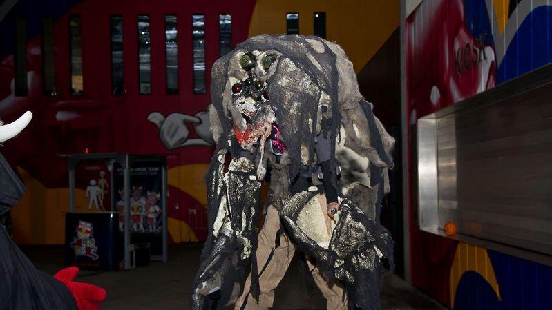 Halloween im Stadion, II
