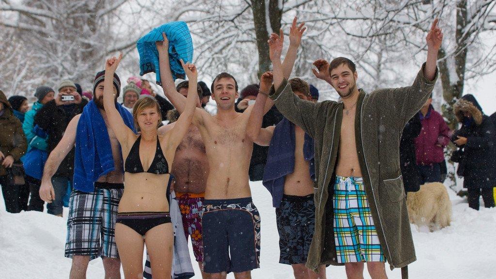 Badelaune beim Silvesterschwimmen in Seeham