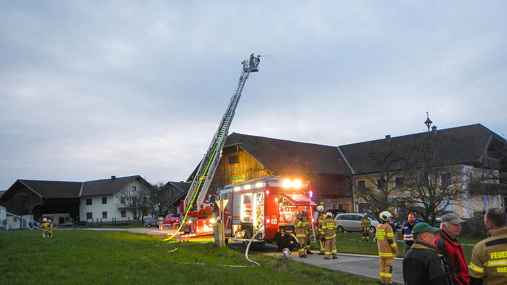 Groß-Übung der Feuerwehren in Oberndorf