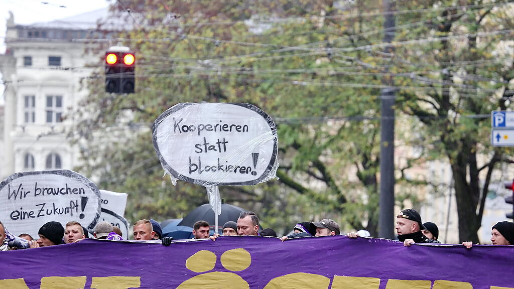 20221105_fmt_austria_demo_stadion_KJ003.JPG