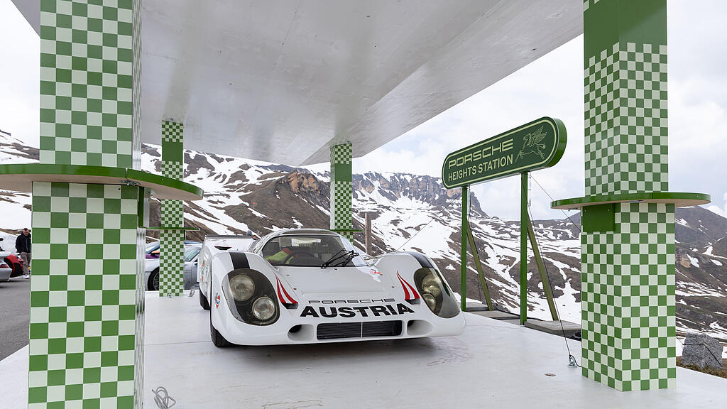 Porsche 280523008.jpg