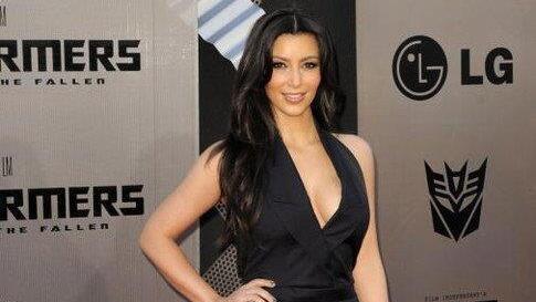 Kim Kardashian, sexy vor der Kamera  (EPA)