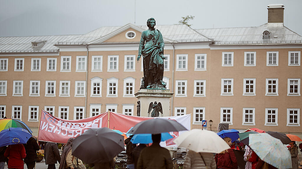 Umbrella March