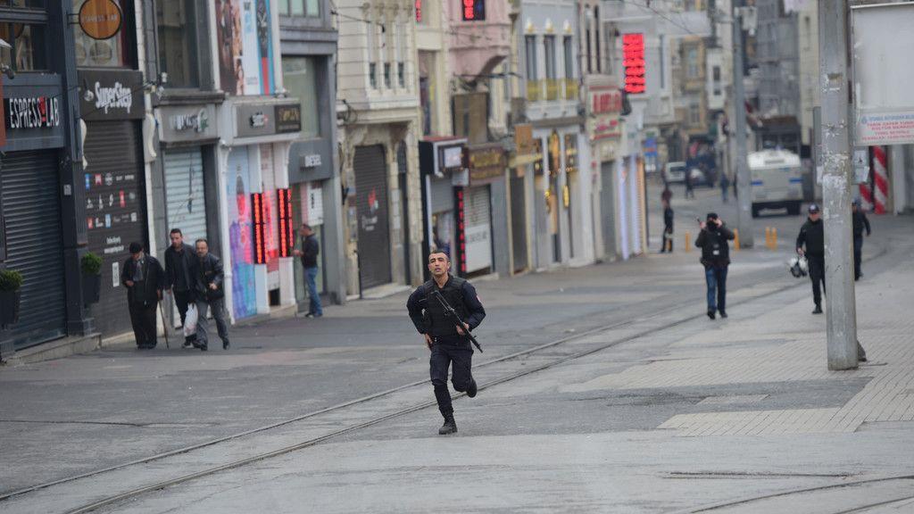 Selbstmord-Anschlag in Istanbul mit mehreren Toten