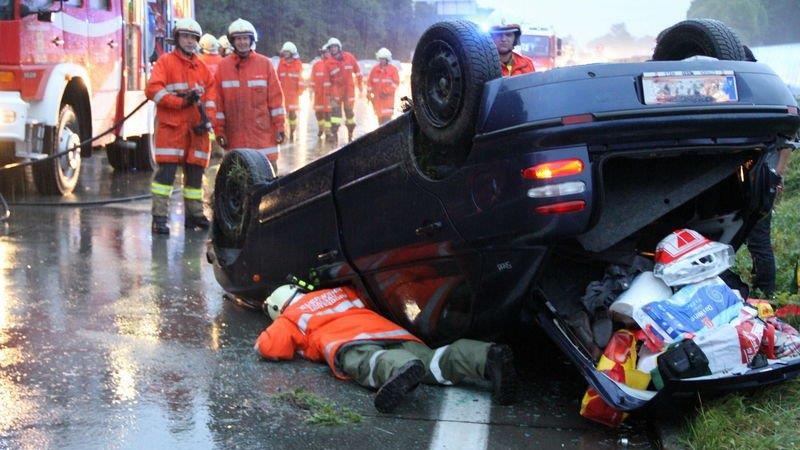 Pkw-Überschlag auf A1