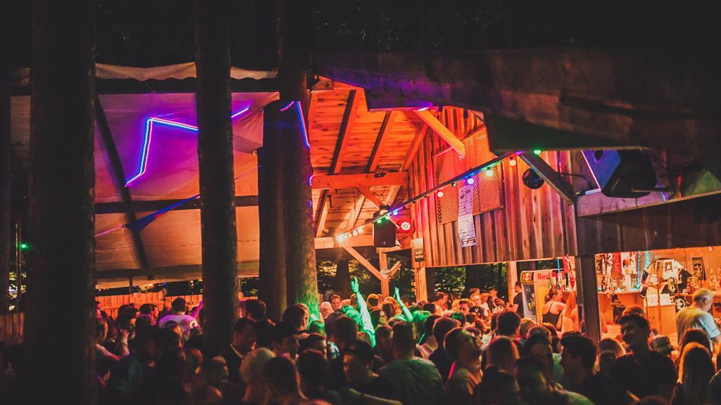 Hallwanger Waldfest, I