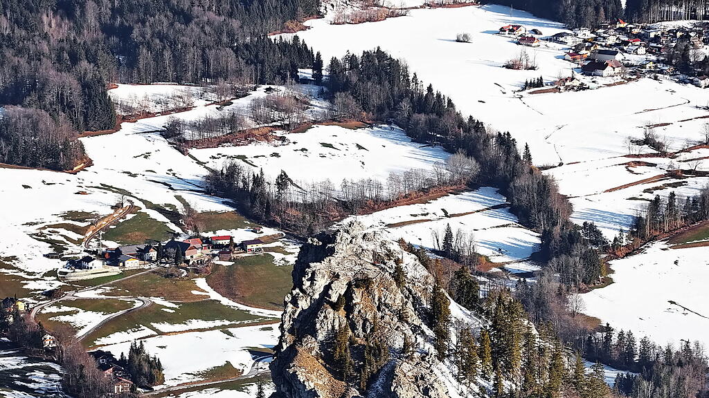 Wanderung über verschneiten Gaisberg