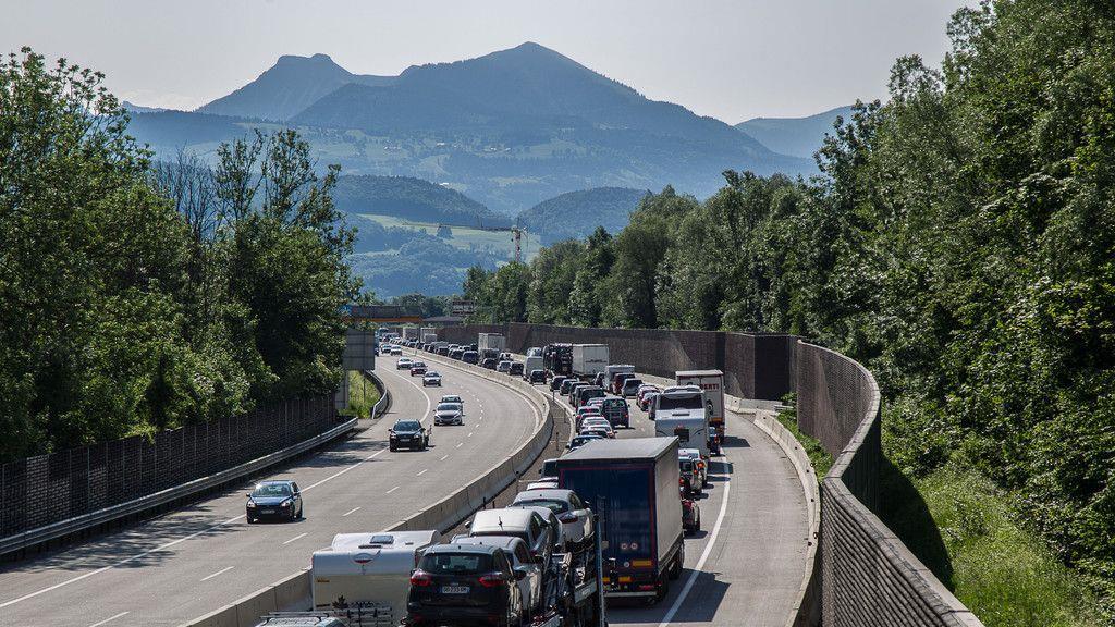 Stau auf der A10 II