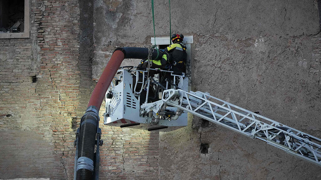 Arbeiter stirbt bei Einsturz von Mittelalter-Turm in Rom