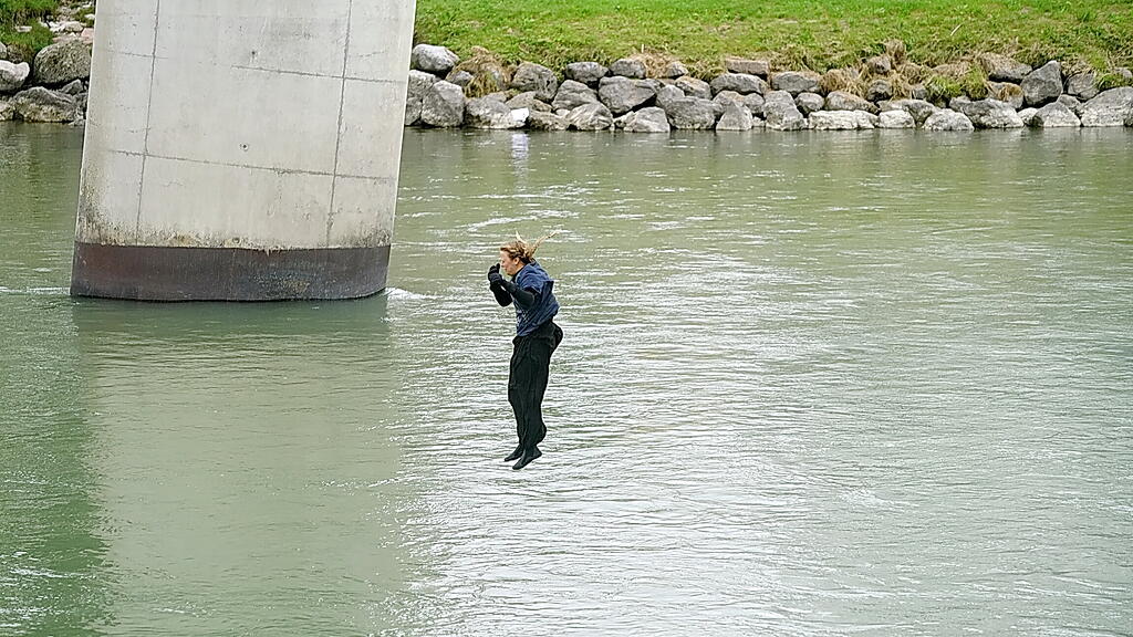 Wasserrettung, Rotes Kreuz, \u00dcbung
