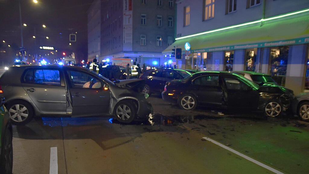 Bei der Verfolgungsjagd kam es zu mehreren Unfällen